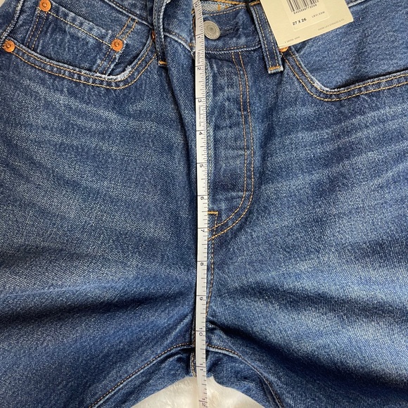 Levi’s 501 high waist button fly crop distressed - Picture 11 of 12